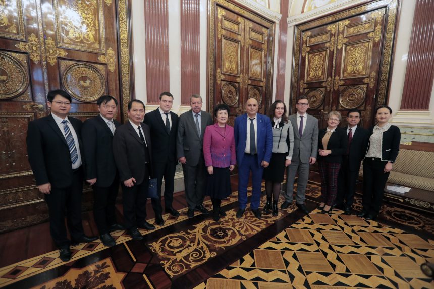 Общественная палата Санкт-Петербурга поделилась опытом осуществления общественного контроля с представителями Народного политического консультативного Совета Китая