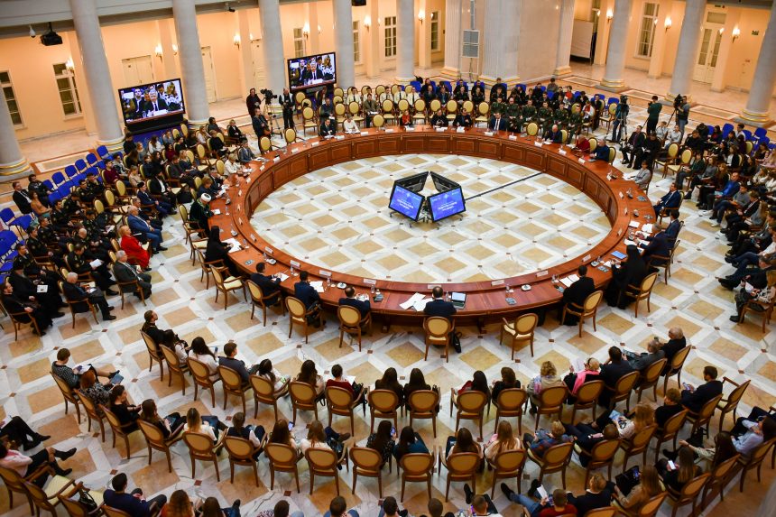 Представители Общественной палаты Санкт-Петербурга обсудили вопросы взаимодействия государства и религий