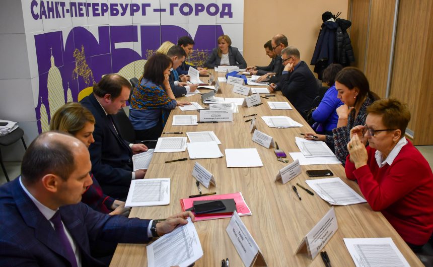 Представители Общественной палаты Санкт-Петербурга помогли определили «Молодежной премии»