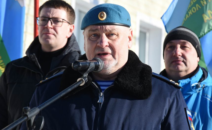 При поддержке Общественной палаты Петербурга в Карелии открыли памятную доску герою Денису Тимашову