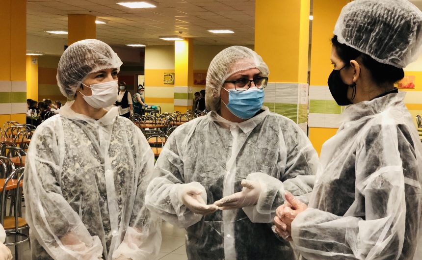 Члены Общественной палаты Санкт‑Петербурга стали участниками объезда учреждений образования для осуществления общественного контроля горячего питания школьников Члены Общественной палаты Санкт‑Петербурга стали участниками объезда учреждений образования для осуществления общественного контроля горячего питания школьников