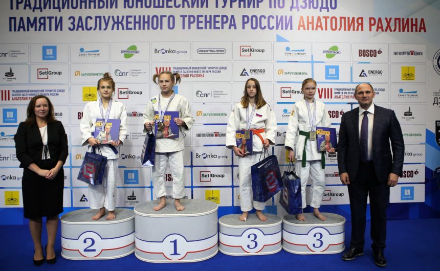 IX Традиционный юношеский турнир по дзюдо памяти Заслуженного тренера России Анатолия Рахлина IX Традиционный юношеский турнир по дзюдо памяти Заслуженного тренера России Анатолия Рахлина