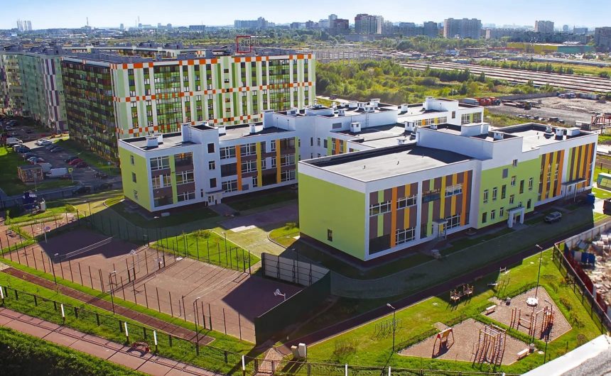 В ближайшие три года в Петербурге введут в строй 79 детских садов и 41 школу В ближайшие три года в Петербурге введут в строй 79 детских садов и 41 школу