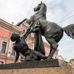 Знаменитый Аничков мост отметил свой юбилей – ему исполнилось 180 лет
