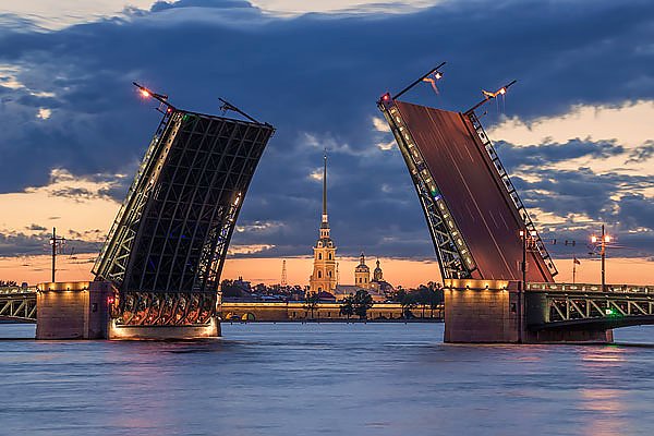 На реках Петербурга открывается навигация На реках Петербурга открывается навигация