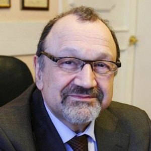 Сегодня свой день рождения празднует член Общественной палаты Санкт-Петербурга — Шуб Сергей Григорьевич — Генеральный директор Санкт-Петербургского государственного бюджетного учреждения культуры «Театр-фестиваль «Балтийский дом»