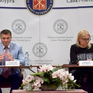 Сегодня в Общественной палате Петербурга эксперты рассмотрели вопросы о совершаемых с использованием транспортных средств административных правонарушениях в сфере благоустройства