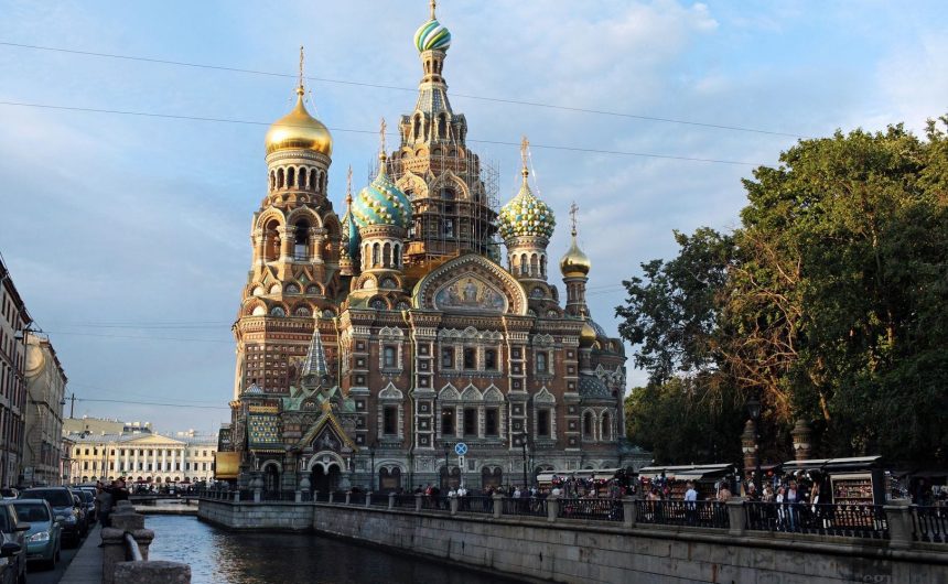 В Петербурге объявлен «желтый» уровень опасности из-за сильного ветра В Петербурге объявлен «желтый» уровень опасности из-за сильного ветра