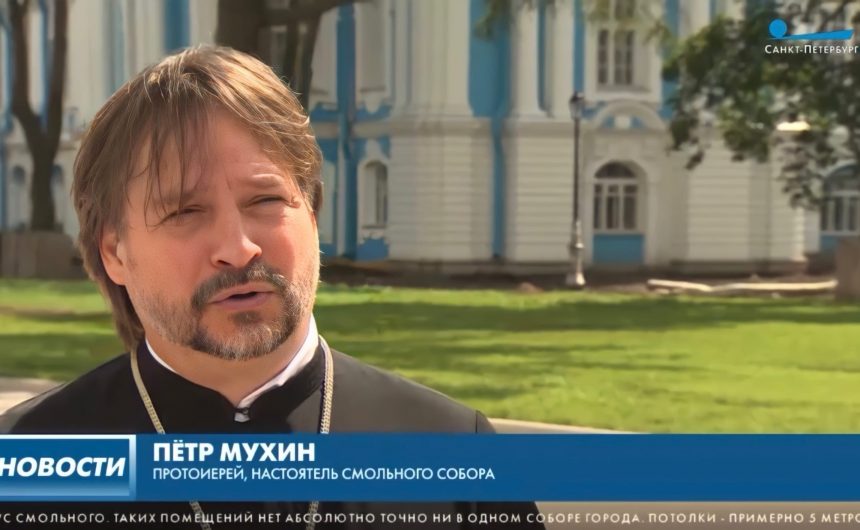 Исторический сад Смольного собора откроют для посетителей этой осенью: об этом поделился член Общественной палаты Санкт-Петербурга Петр Мухин