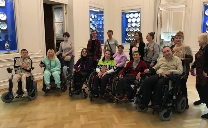 В Санкт-Петербурге продолжает работу инклюзивный проект «Многомерность культуры» В Санкт-Петербурге продолжает работу инклюзивный проект «Многомерность культуры»