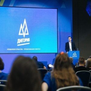 Дмитрий Солонников, член Общественной палаты Петербурга рассказал о том, почему важно поддерживать молодых исследователей