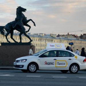 Член Общественной палаты Санкт-Петербурга Валерий Солдунов оценил перспективы проекта по установке тревожных кнопок в такси