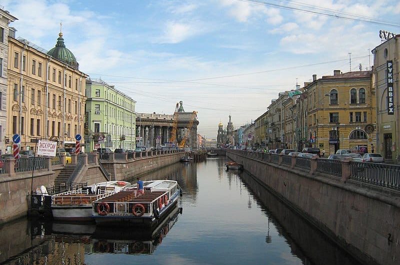 В Петербурге пять улиц Центрального района станут односторонними с 25 августа В Петербурге пять улиц Центрального района станут односторонними с 25 августа