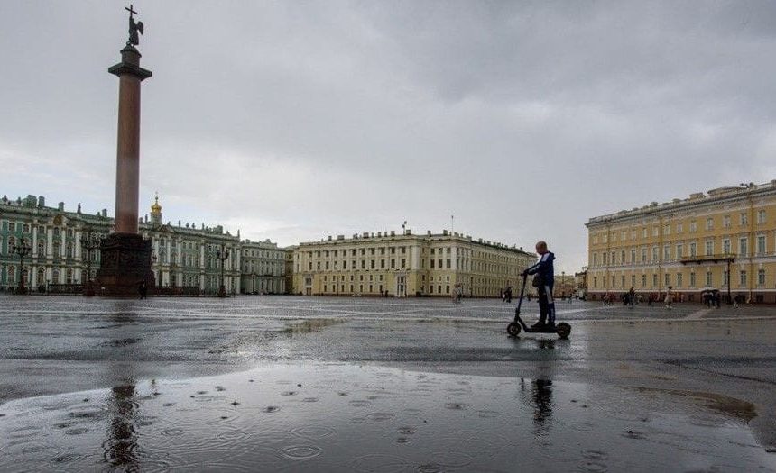 Самый жаркий август в истории Петербурга завершится резким похолодание