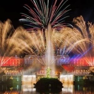 23 и 24 сентября 2022 года Государственный музей-заповедник «Петергоф» после 2-х летнего перерыва представит мультимедийный спектакль «ПЁТР ПЕРВЫЙ. ЧЕЛОВЕК-ИСТОРИЯ»