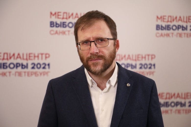 Дмитрий Шерих, член Общественной палаты Санкт-Петербурга, вновь возглавил петербургское отделение Союза журналистов России Дмитрий Шерих, член Общественной палаты Санкт-Петербурга, вновь возглавил петербургское отделение Союза журналистов России