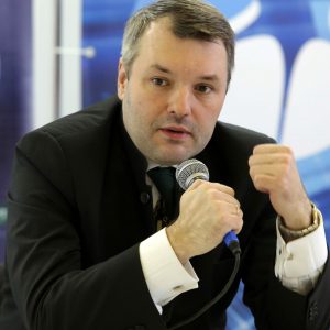 Член Общественной палаты Петербурга, Дмитрий Солонников, высказался о том, на что направлен триллионный бюджет города