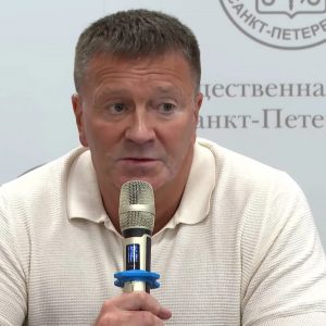 Член Общественной палаты Петербурга Валерий Солдунов, оценил расходы в проекте бюджета Петербурга на дороги