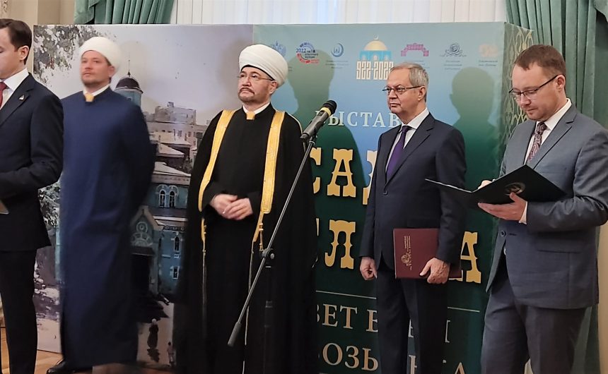 Член Общественной палаты Петербурга Владимир Гронский принял участие в Международном мусульманском форуме