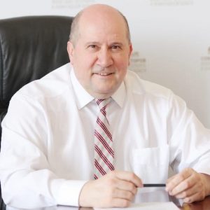 Сегодня свой день рождения празднует член Общественной палаты Санкт-Петербурга — Демидов Алексей Вячеславович — ректор федерального государственного бюджетного образовательного учреждения высшего образования «Санкт-Петербургский государственный университет промышленных технологий и дизайна»