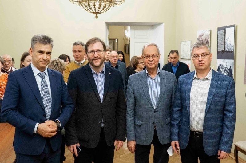 Дмитрий Шерих и Владимир Гронский о том, как прошел День печати в Петербурге Дмитрий Шерих и Владимир Гронский о том, как прошел День печати в Петербурге