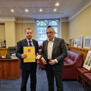 Член Общественной палаты Санкт-Петербурга Марк Грубарг награжден памятным знаком «350 лет Петру Великому»