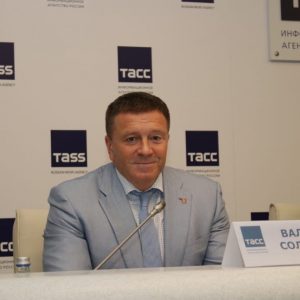 Член Общественной палаты Санкт-Петербурга Валерий Солдунов рассказал о новых автоматах для оплаты проездного