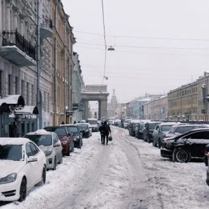 Валерий Солдунов, член Общественной палаты Санкт-Петербурга рассказал, смогут ли китайские автомобили вытеснить европейские из Петербурга