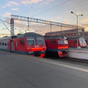 В Петербурге и Ленобласти появился единый абонемент для проезда в пригородных электричках