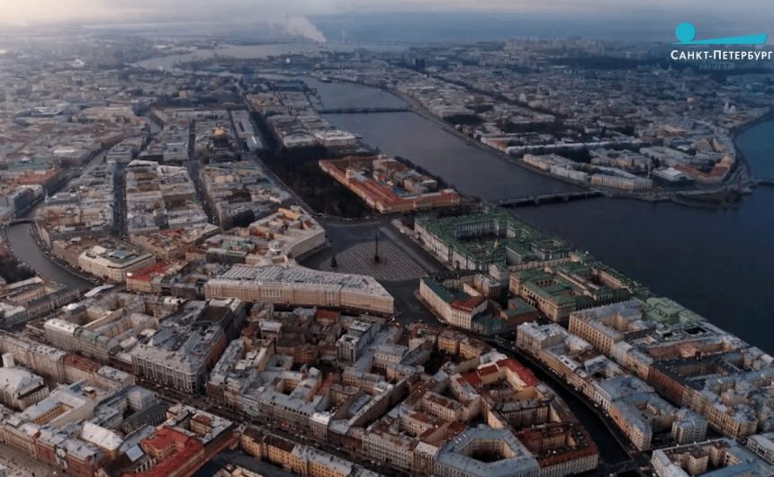 Петербург вошел в тройку лидеров российских городов