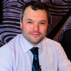 «Единство горожан и власти»: Член Общественной палаты Санкт-Петербурга Дмитрий Солонников — о политике открытости в Петербурге
