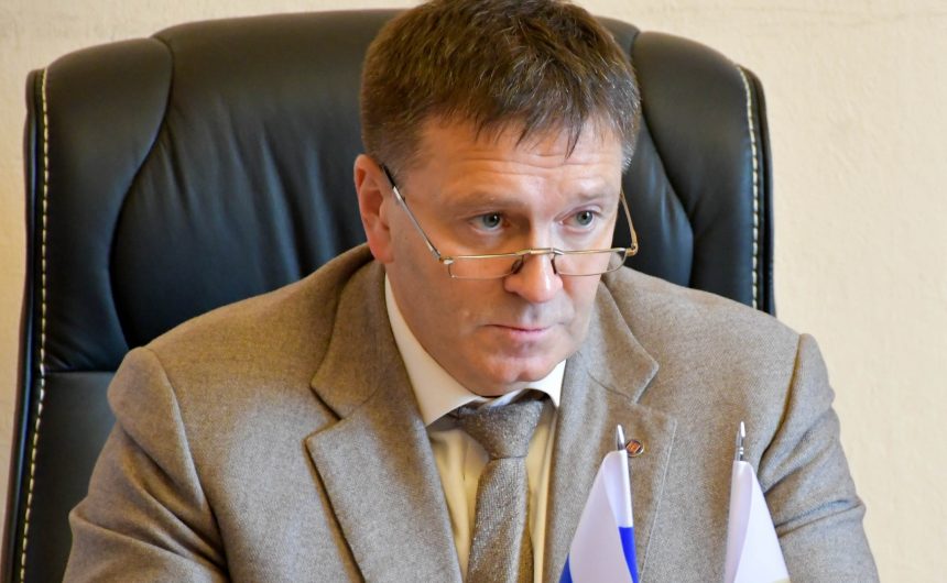 Валерий Солдунов, член Общественной палаты Санкт-Петербурга, о том, что ямы на дорогах зимой нужно устранять сразу Валерий Солдунов, член Общественной палаты Санкт-Петербурга, о том, что ямы на дорогах зимой нужно устранять сразу