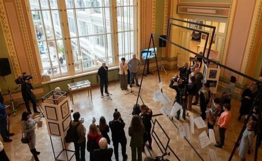 В Петербурге открылась выставка «Жванецкий и Габриадзе. Линии»: рассказывает Владимир Гронский, член Общественной палаты Санкт-Петербурга