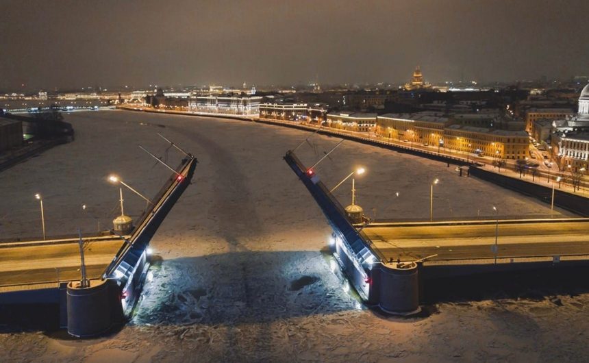 С 21 по 25 марта разведут пять мостов С 21 по 25 марта разведут пять мостов