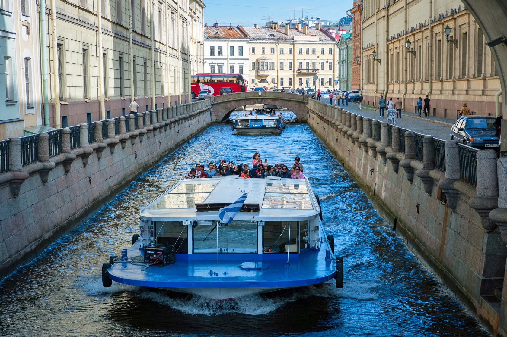 Водный канал в санкт петербурге