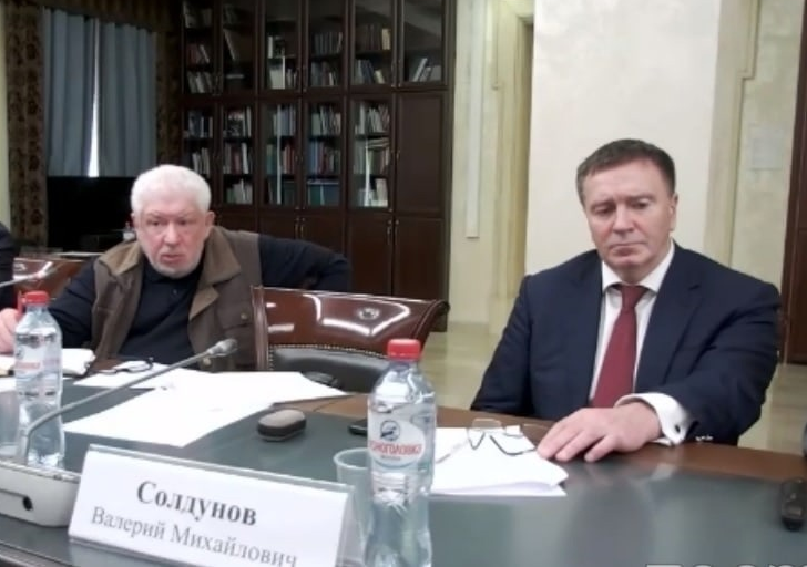 Член Общественной палаты Санкт-Петербурга Валерий Солдунов: «В воспитании подрастающего поколения ответственны и государство, и семья» Член Общественной палаты Санкт-Петербурга Валерий Солдунов: «В воспитании подрастающего поколения ответственны и государство, и семья»