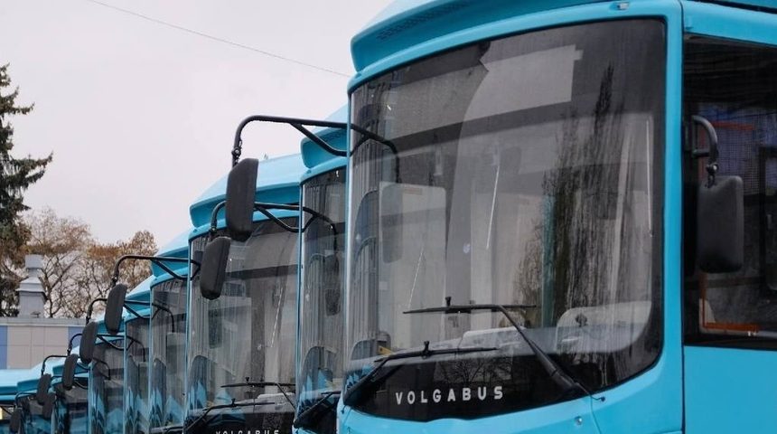 На 40 городских маршрутов вышли новые автобусы