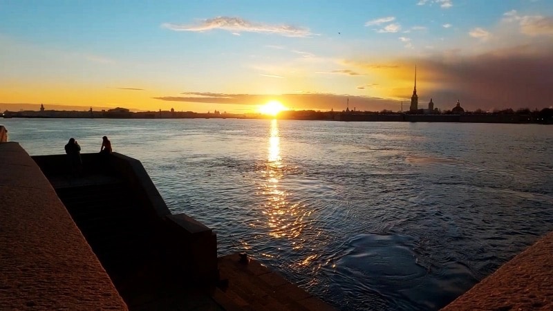 В Петербурге наступило лето В Петербурге наступило лето
