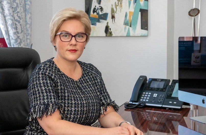 Член Общественной палаты Петербурга, генеральный директор «Петербург-концерт» Екатерина Артюшкина заявила, что «пришло время проявить гражданскую позицию, сплотиться в настоящей, подлинной любви к нашей Родине, вокруг того, что священно для нас». Член Общественной палаты Петербурга, генеральный директор «Петербург-концерт» Екатерина Артюшкина заявила, что «пришло время проявить гражданскую позицию, сплотиться в настоящей, подлинной любви к нашей Родине, вокруг того, что священно для нас».