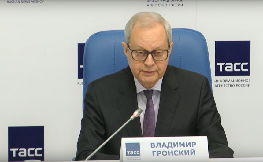 Владимир Гронский, член Общественной палаты Санкт-Петербурга: «Библиотеки — культурный код России» Владимир Гронский, член Общественной палаты Санкт-Петербурга: «Библиотеки — культурный код России»