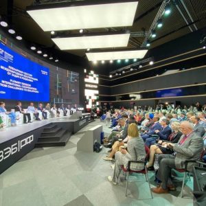 Член Общественной палаты Санкт-Петербурга Дмитрий Иванов поделился впечатлениями о стартовом дне Петербургского международного экономического форума