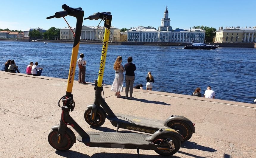 Автоэксперты предлагают ввести права на электросамокаты