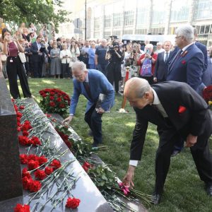 Памятник Петру Георгиевичу Ольденбургскому