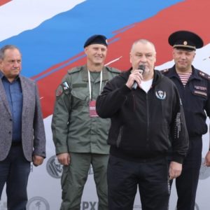 Александр Турков принял участие в церемонии открытия забега в честь Дня солидарности в борьбе с терроризмом