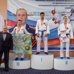 Александр Турков наградил победителей Кубка Вооружённых сил России по армейскому рукопашному бою