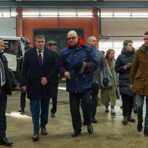 Члены Общественной палаты Санкт-Петербурга осмотрели технику для уборки городских дорог