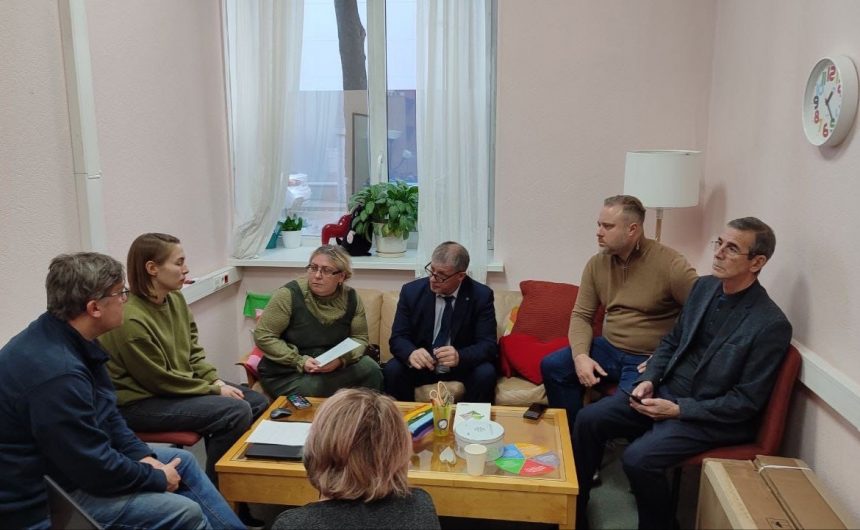 Члены Общественной палаты Санкт-Петербурга обсудили с НКО услуги по сопровождению при трудоустройстве инвалидов Члены Общественной палаты Санкт-Петербурга обсудили с НКО услуги по сопровождению при трудоустройстве инвалидов