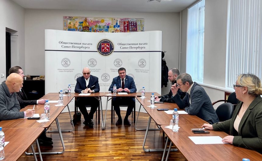 Члены Общественной палаты Санкт-Петербурга отметили трудности, с которыми столкнулся город при подготовке к зимнему периоду