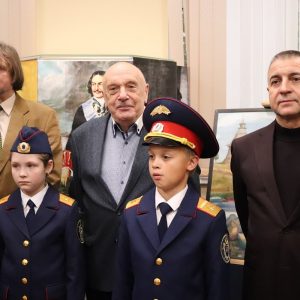 Юрий Третьяков и Николай Буров открыли выставку «Десять лет в пути»