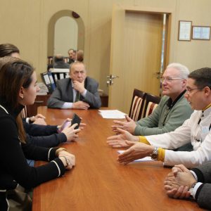 Глеб Кондратьев встретился с активистами молодежного парламента Петербурга
